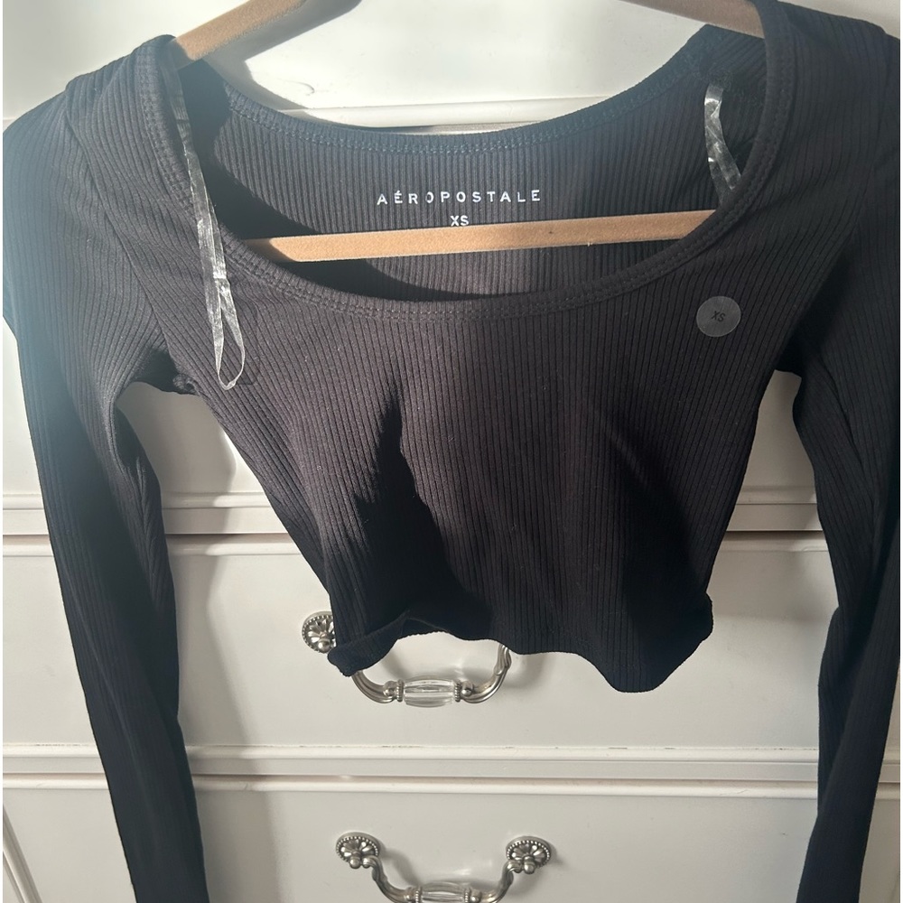 aeropostale long sleeve crop top